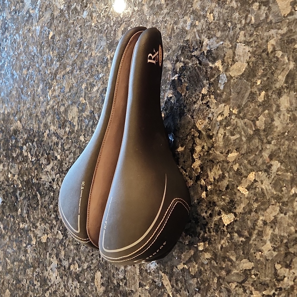 Serfas gel bike seat - Picture 3 of 6